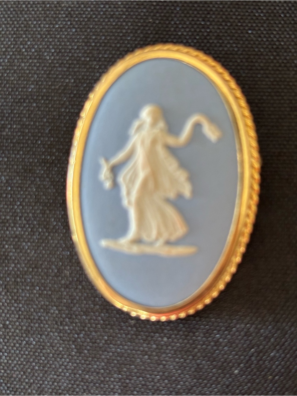 Wedgwood Blue and White Neoclassical Oval Cameo Brooch with Gold Frame